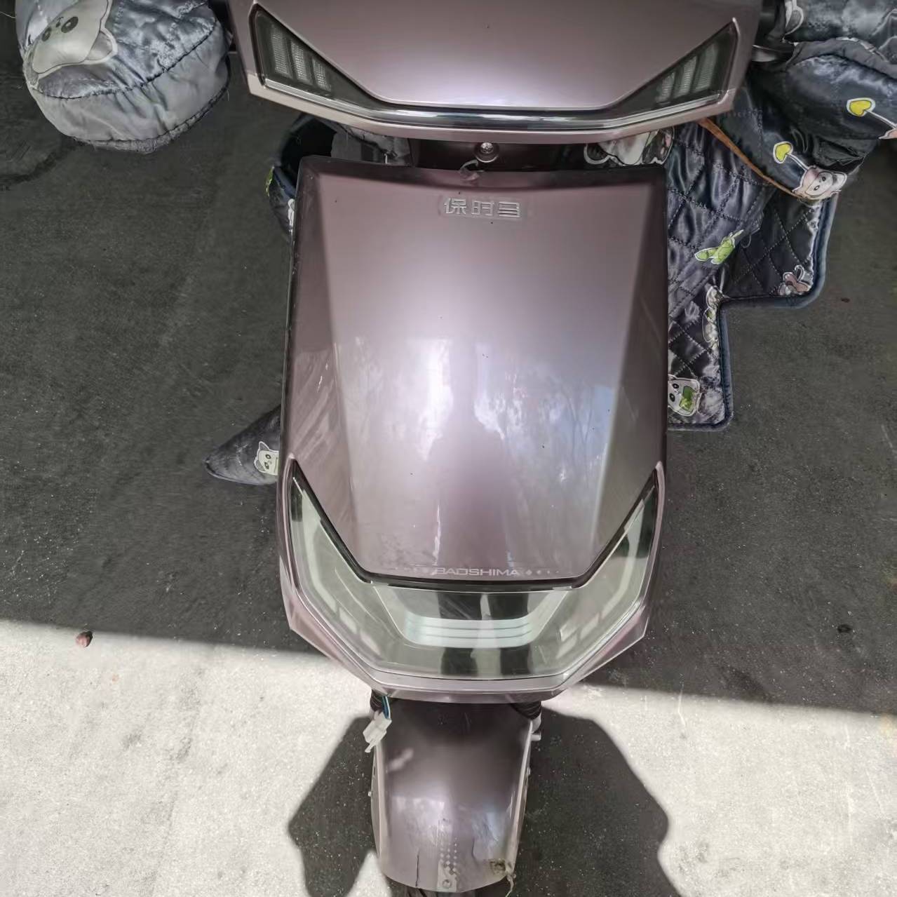 红旗Q7星空电动车外壳