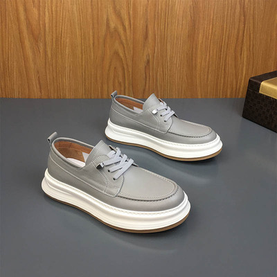 2025春季新款真皮透气一脚蹬板鞋