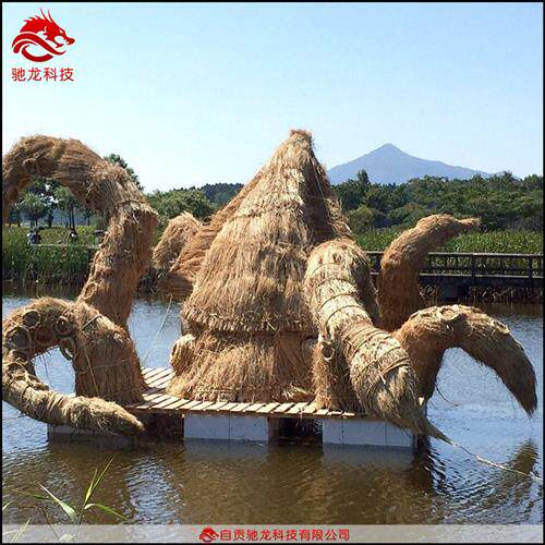 飞机稻草雕塑展品大型稻草艺术道具云南观光农业农民丰收节设计