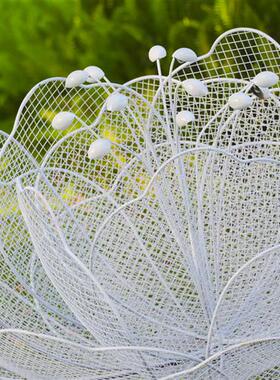不锈钢镂空花朵雕塑户外植物草坪玫瑰花蘑菇摆件创意景观美陈装饰