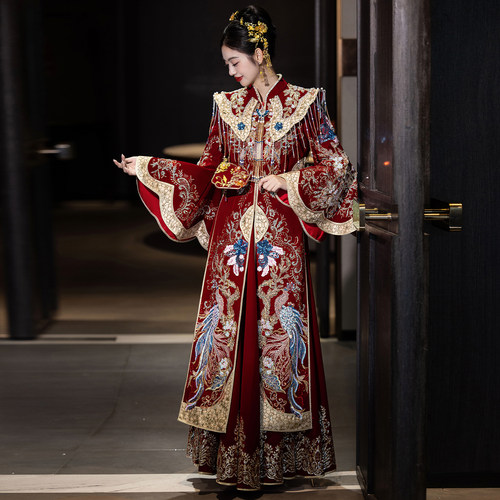 新中式秀禾服新娘结婚敬酒服红色龙凤刺绣高端嫁衣女流苏凤凰长袖
