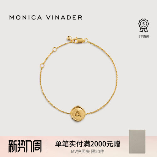 流畅线条与柔美姿态
诠释女性间亲密情
