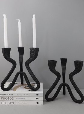 简约现代金属铸铁黑色烛台餐厅餐桌新中式轻奢创意客厅装饰品摆件