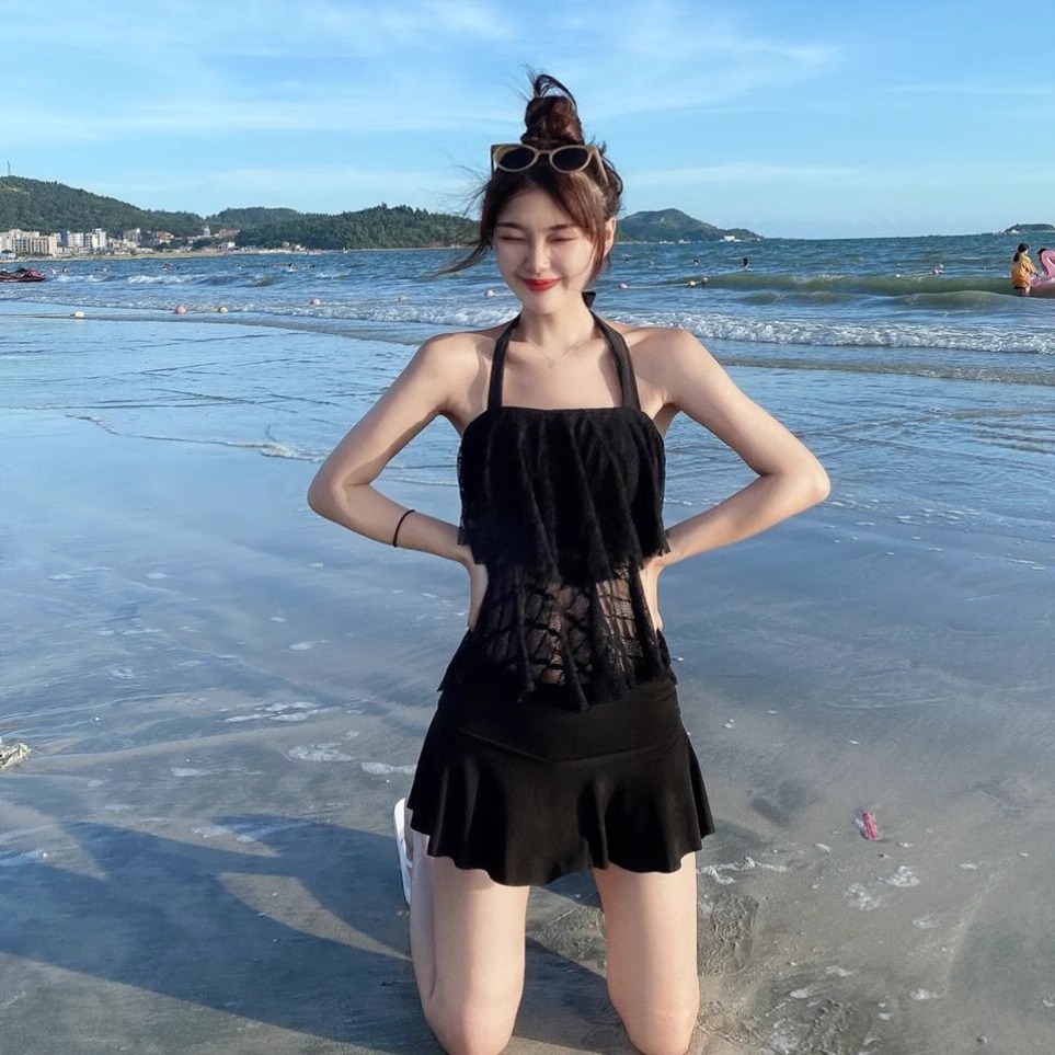 黑色挂脖性感分体泳衣女2025新款高级感保守小胸性感裙式显瘦遮肉