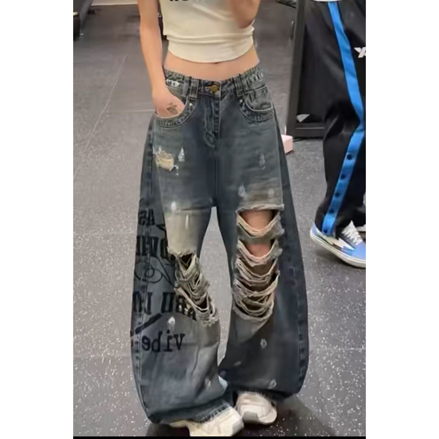 美式复古做旧泼墨破洞牛仔裤子女夏季新款辣妹个性字母印花拖地裤