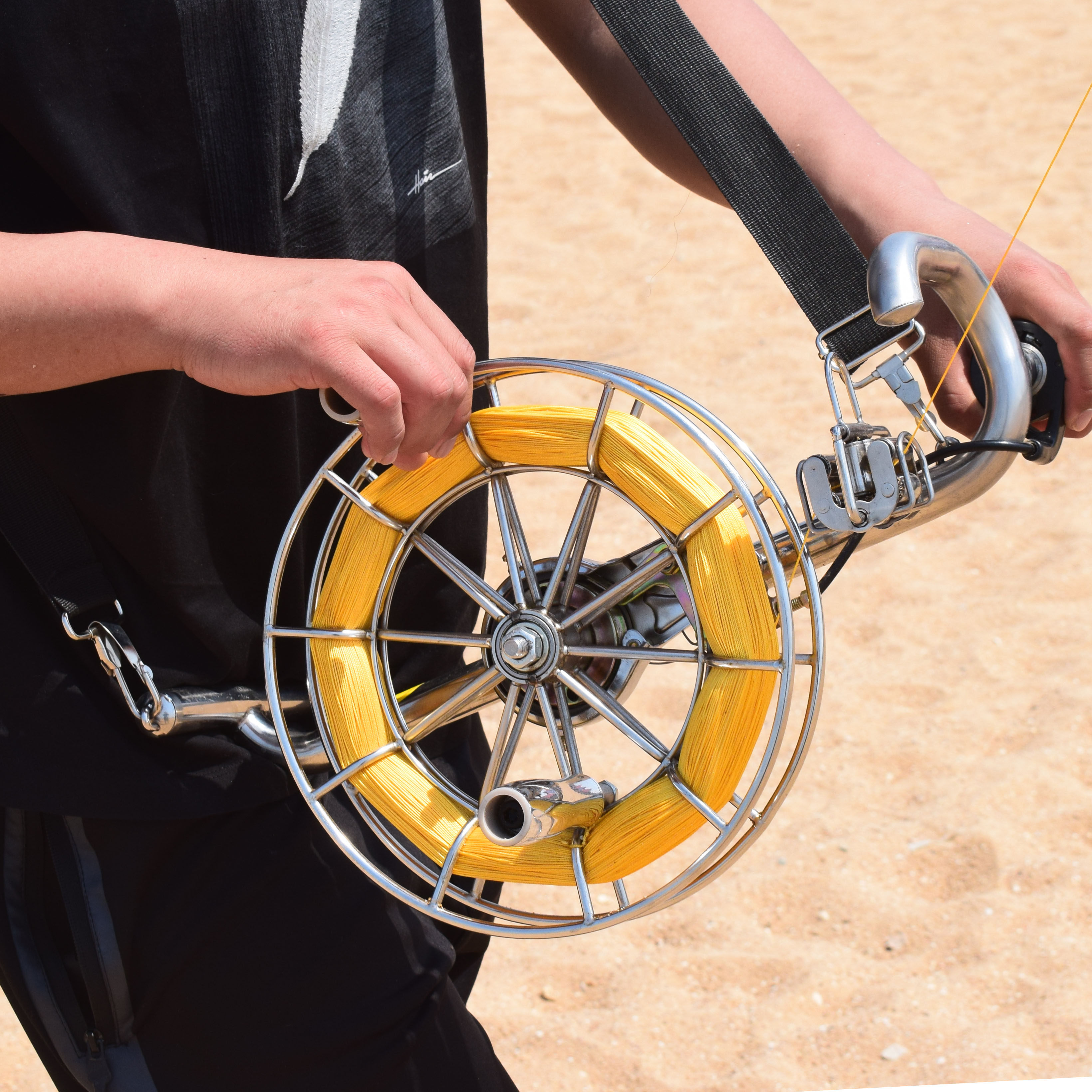 风筝轮线轮手握轮不锈钢风筝轮带刹车防倒转高档大轮斜背式风筝轮