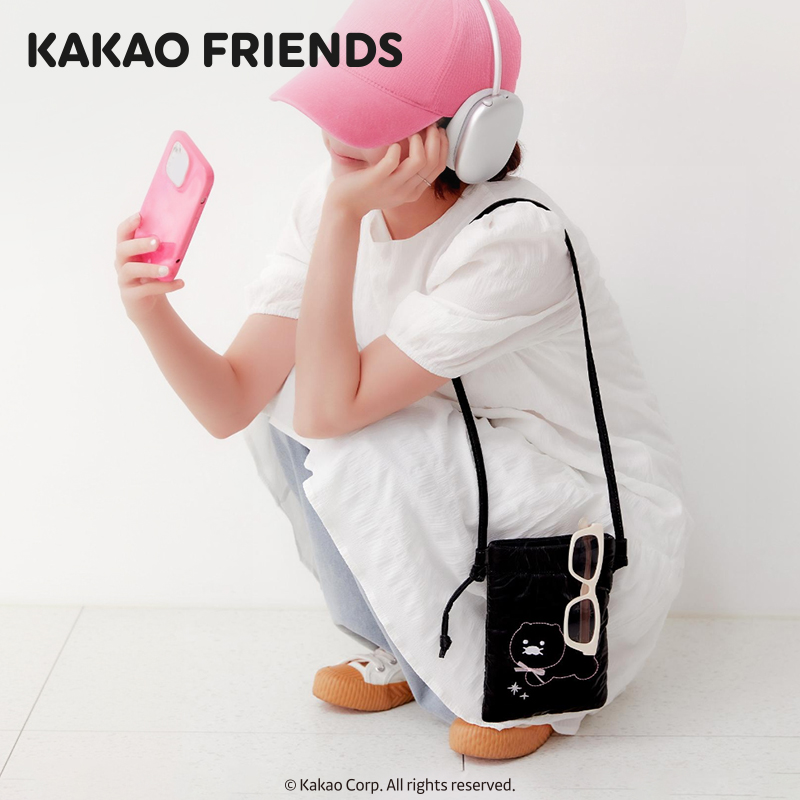 kakaofriends黑春植耳机斜挎包