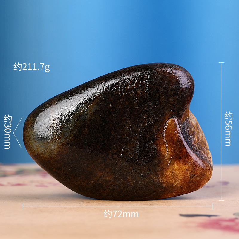 新疆和田玉原石手把件