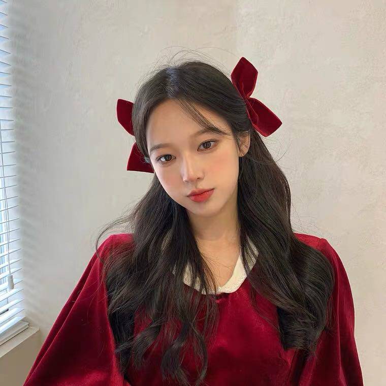 新年发饰jisoo同款半边蝴蝶结发夹复古丝绒跨年红色边夹网红可爱