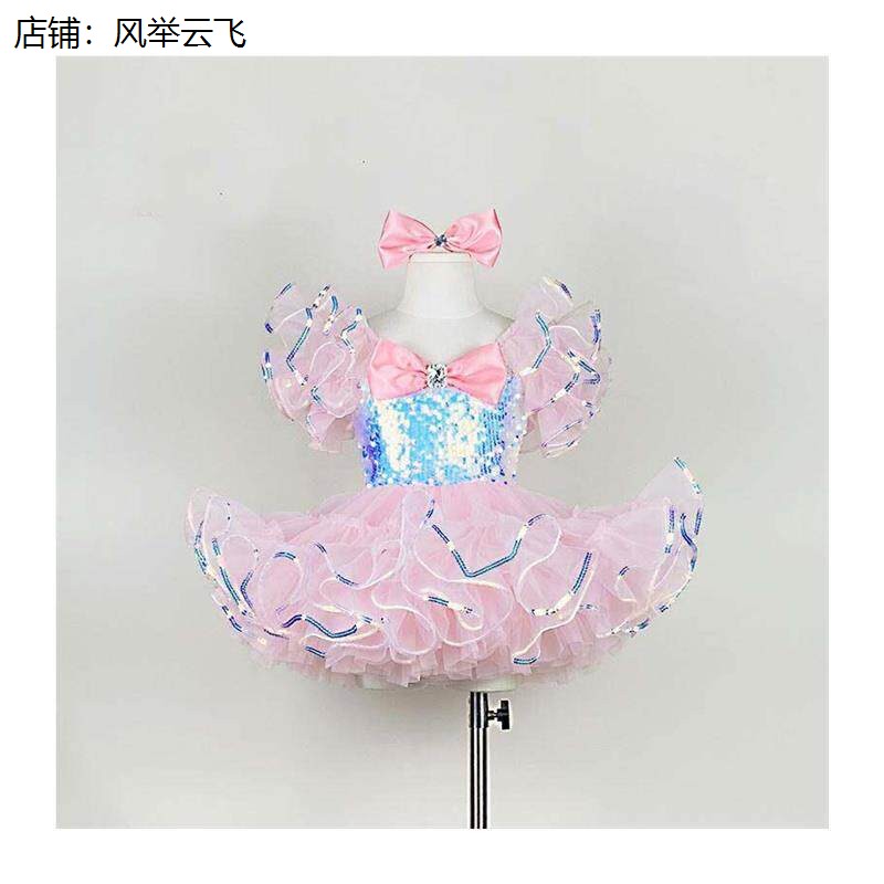 舞蹈服六一儿童节孩子的