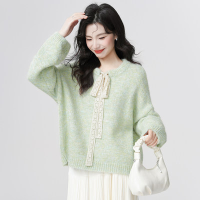 浅绿色圆领加厚毛衣女202