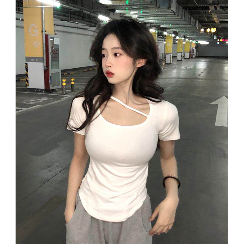 运动服纯欲风大U领显瘦修身短袖T恤女夏季白色设计感短款辣妹上衣