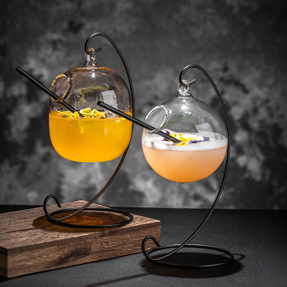 创意鸡尾酒杯玻璃杯悬挂式架子分子料理玻璃吊瓶冷饮果汁杯图片