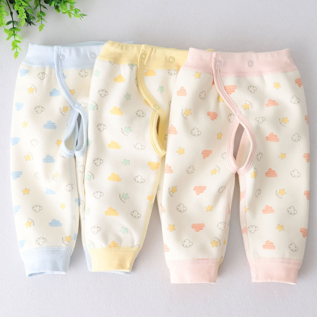 新生儿儿保暖开裆裤子03个月男女宝宝婴儿春秋冬季无骨厚款加绒裤