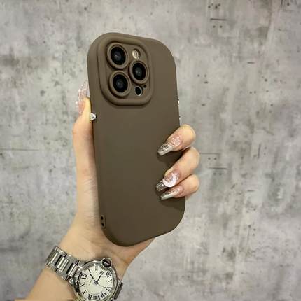 简约纯色肤感适用苹果16promax手机壳新款iPhone15高级感14圆形金属按键13硅胶防摔男12超火爆网红女11保护套