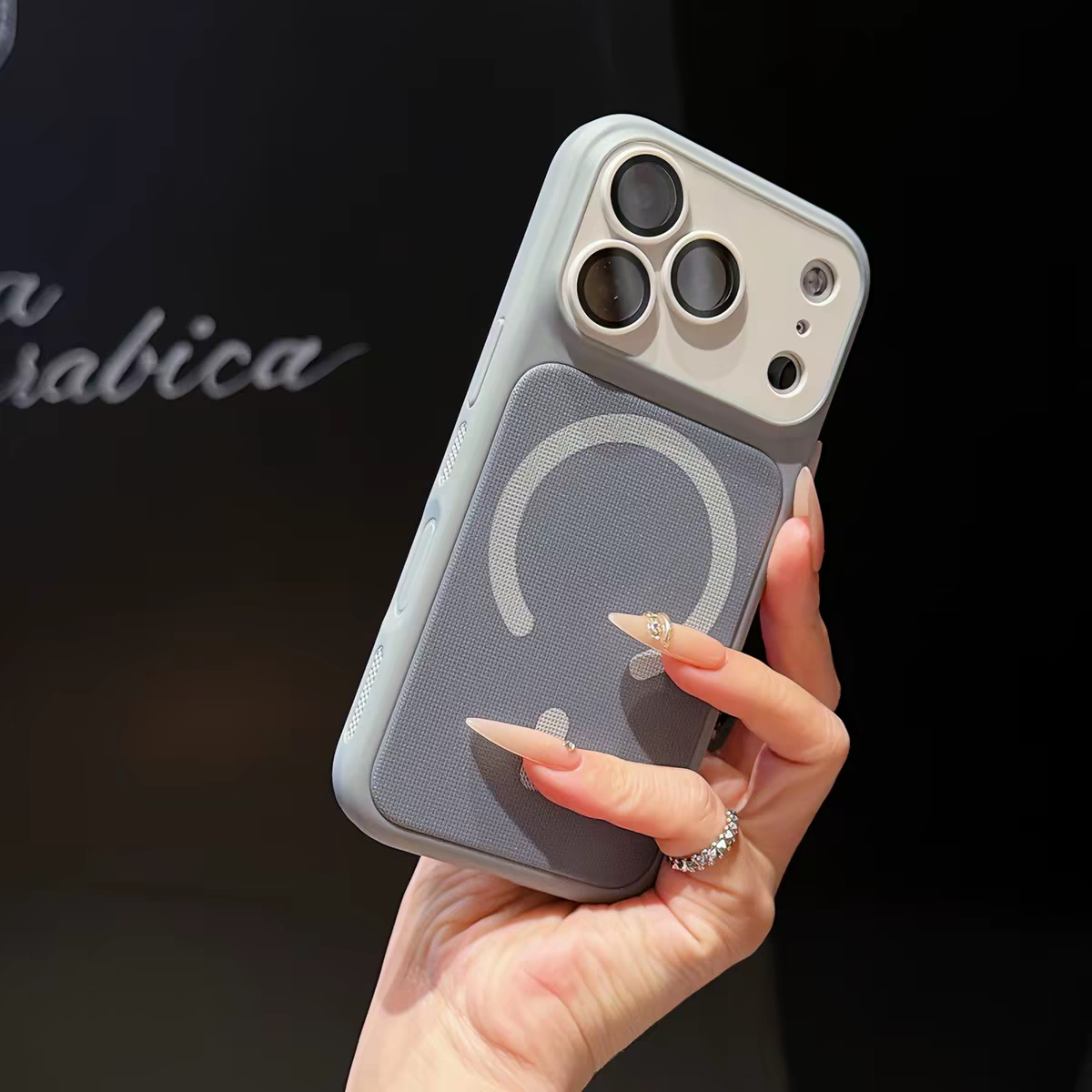 撞色散热布纹适用苹果18promax手机壳新款iPhone17pro自带镜头膜16pro磁吸15防摔13软边14硬背11高级感12男女