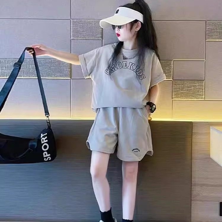女童套装运动夏季休闲2025新款洋气大童学生夏天短袖短裤两件套潮