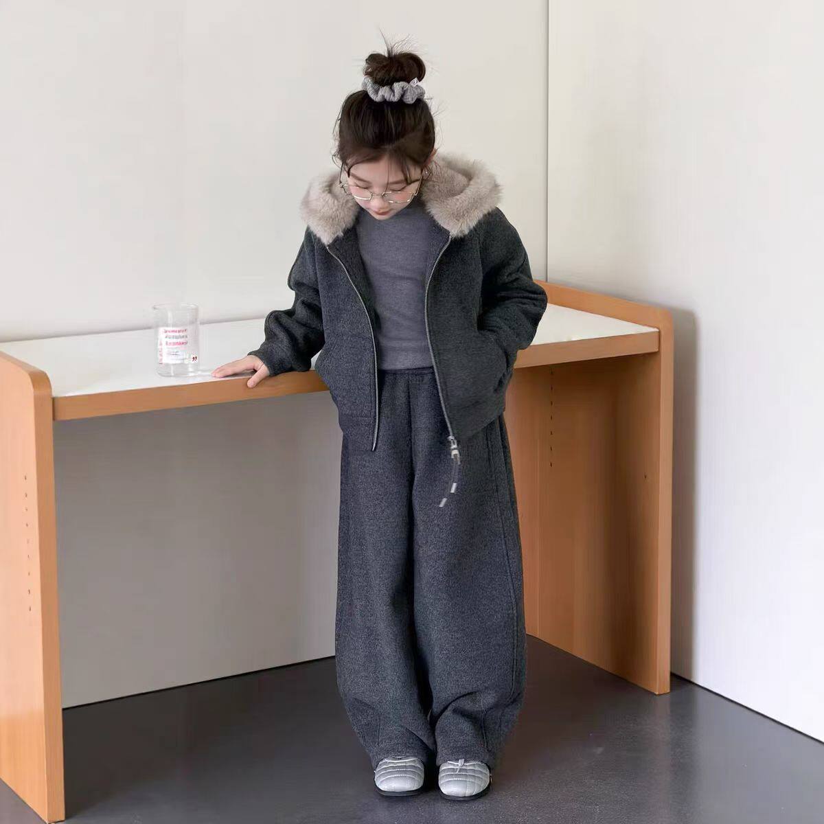 女童韩系加绒大毛领连帽卫衣套装女孩冬季超时尚休闲阔腿裤两件套,童装/婴儿装/亲子装,套装,淘宝优惠券,粉丝福利购,淘宝优惠卷