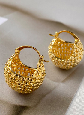 French Slouching Retro Woven Hollow Heart Golden Globe