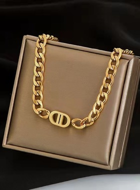 Korean Fashion Gold Plated Heavy Chain Letter D Necklace
