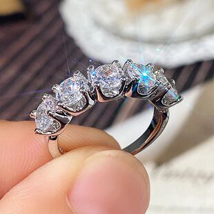Hot Selling Single Row lab Moissanite Rings for Women