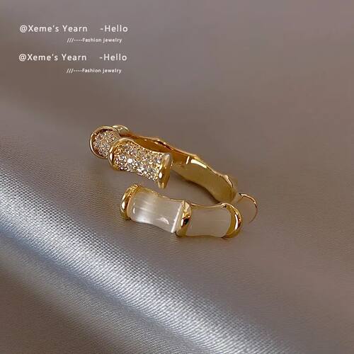 2023 New Design Opals Bamboo Shape Gold Colour Adjustable