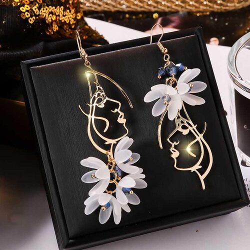 2023 New Flower Bohemia Hanging Earrings Women Fashion Long