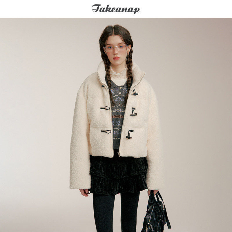 TAKEANAP午睡 雪糕感圈圈毛短款立领羽绒服女保暖呢外套小个子