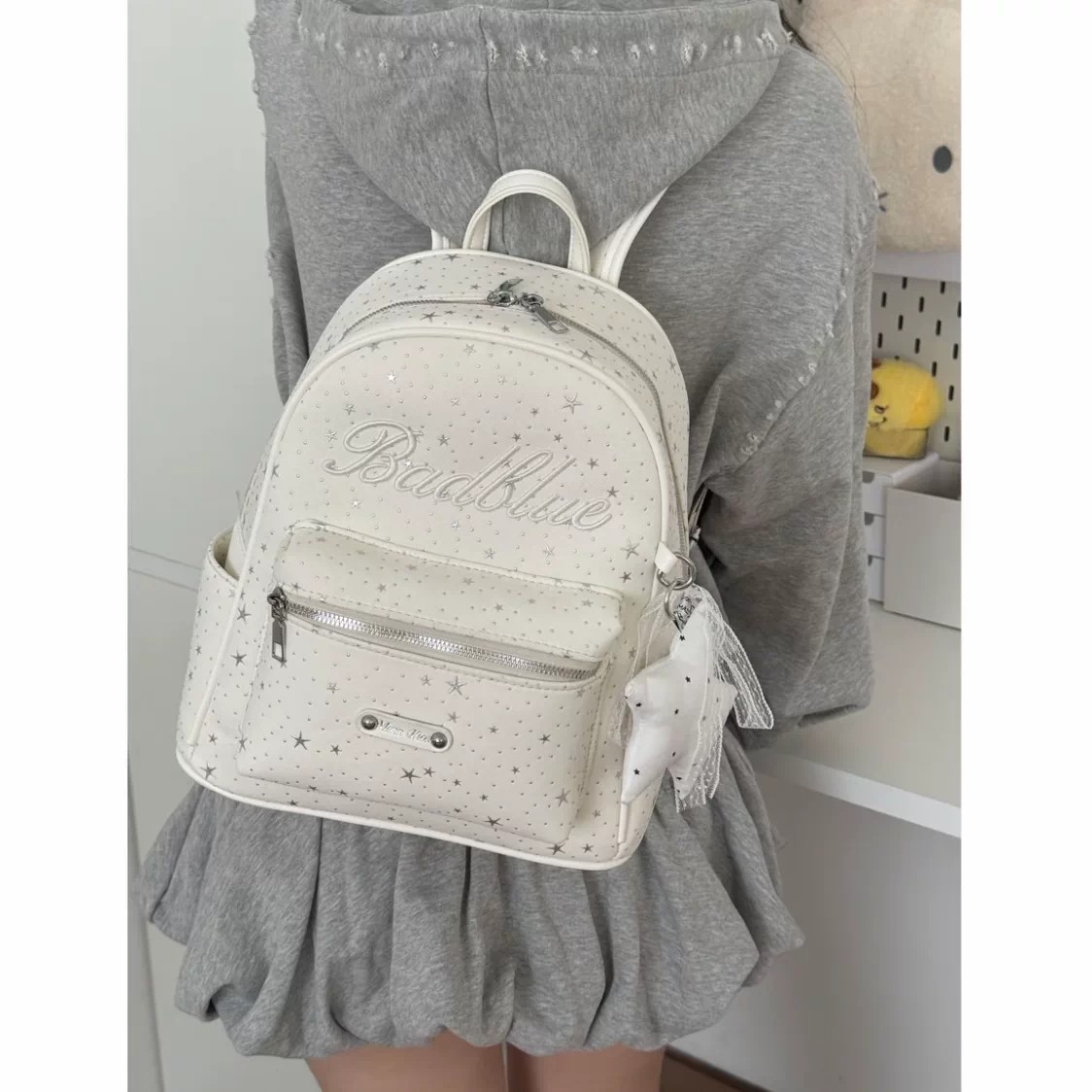 法国Uamtor韩国少女风星星刺绣双肩包女大学生上课大容量通勤背包