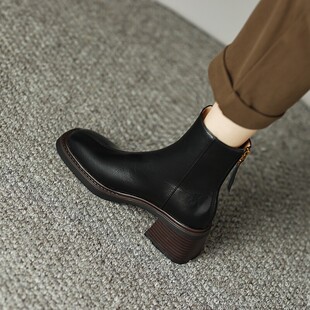 里外全皮~Corso Venezia粗跟短靴秋冬时尚方头马丁靴软底软面瘦瘦