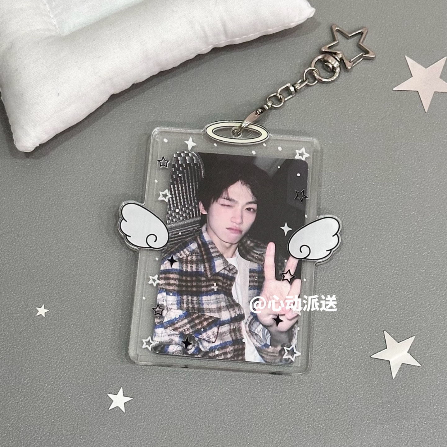 thumbnail for Cute star wing card sleeve 1 inch 3 inch star chasing photo ID photo storage protective cover Gu Mei display pendant