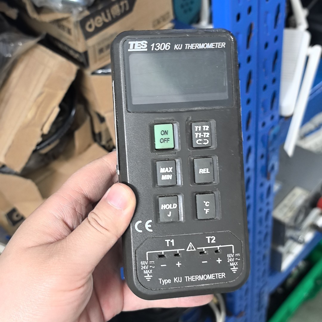 台湾泰仕TES-1306双通道K/J型数字温度计,功能正常,