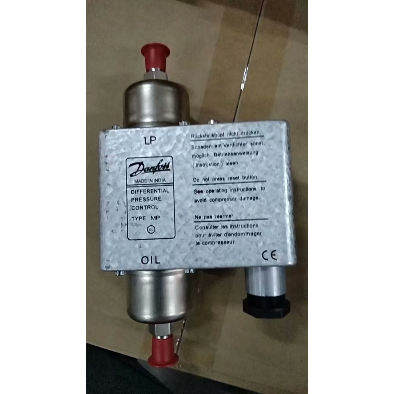 丹佛斯MP55压力开关,延时45秒,全新正品原装060B01