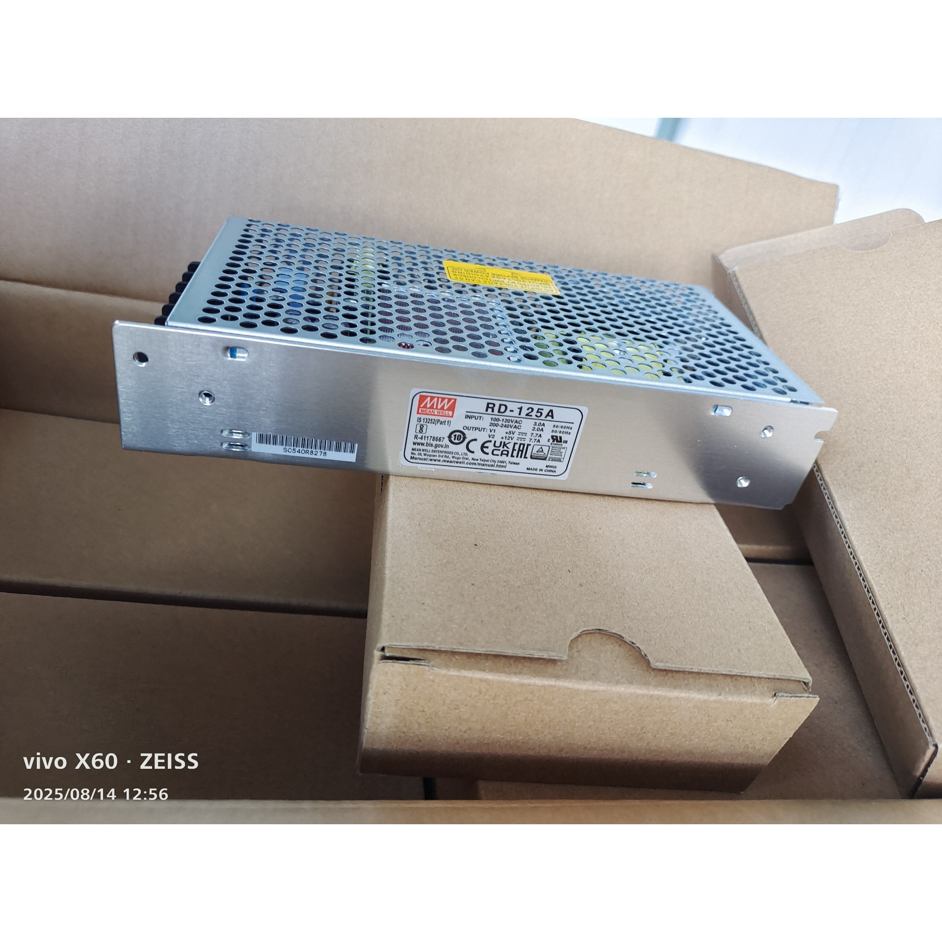 台湾明纬RD-125A开关电源,原装,双路输出,+V