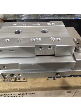 CKD滑台气缸LCRQ-2520,拆机品,成色漂亮,实物拍摄