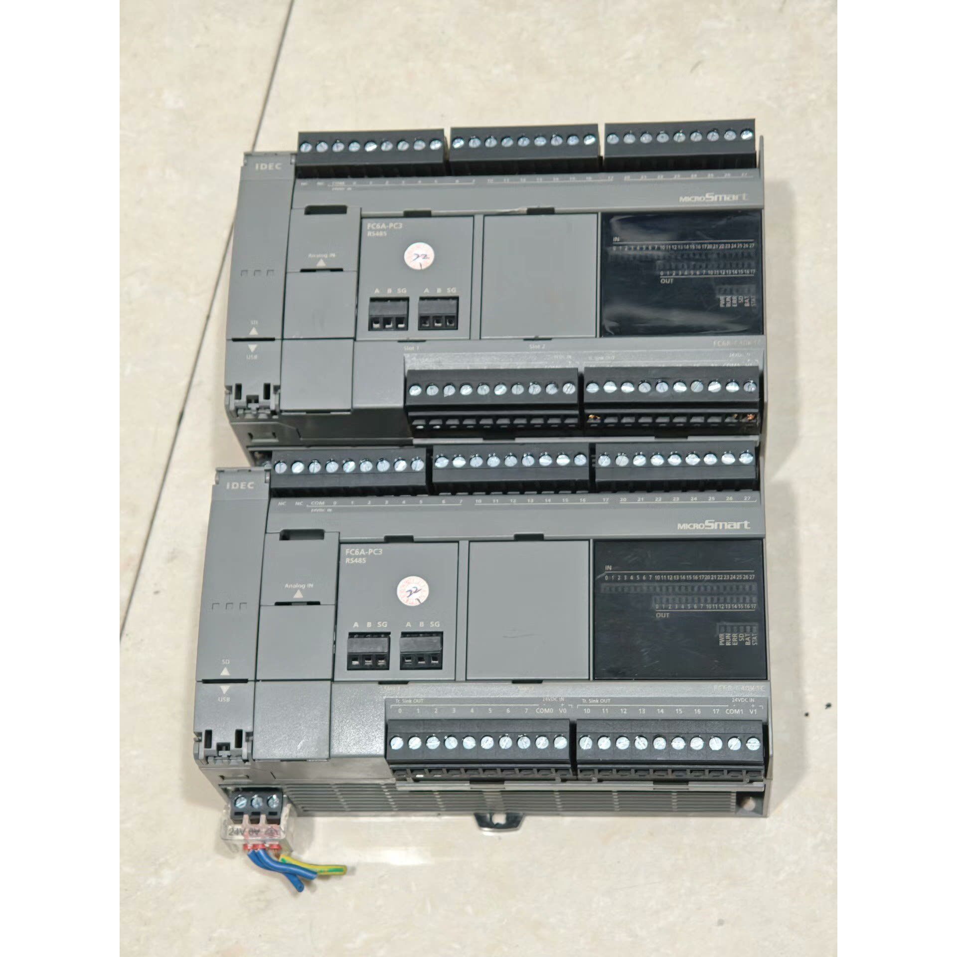 和泉IDEC FC6B-C40K1C,带FC6A-PC3