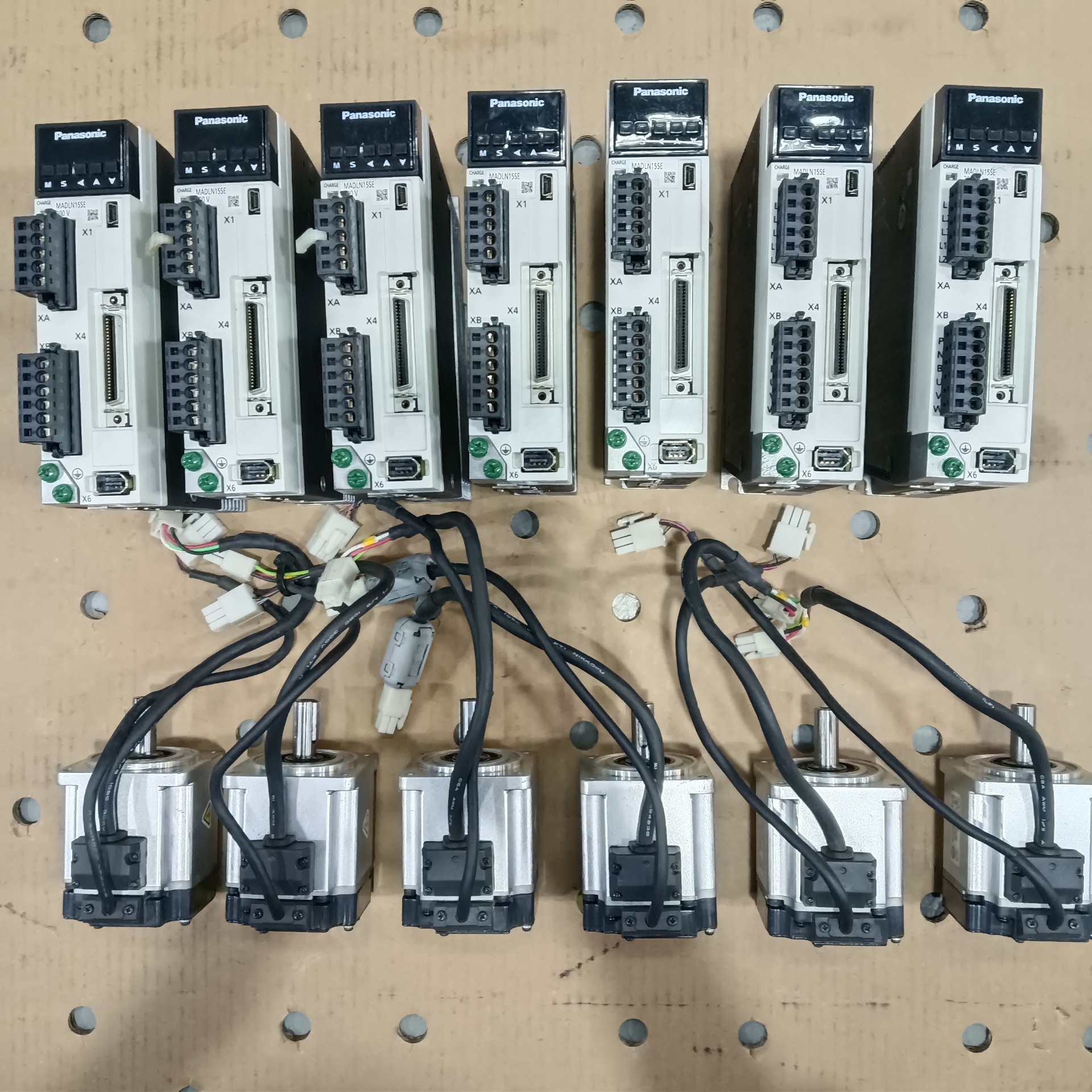 电子器件 北京斯切割系统数控屏SF-2012AH,拆机,