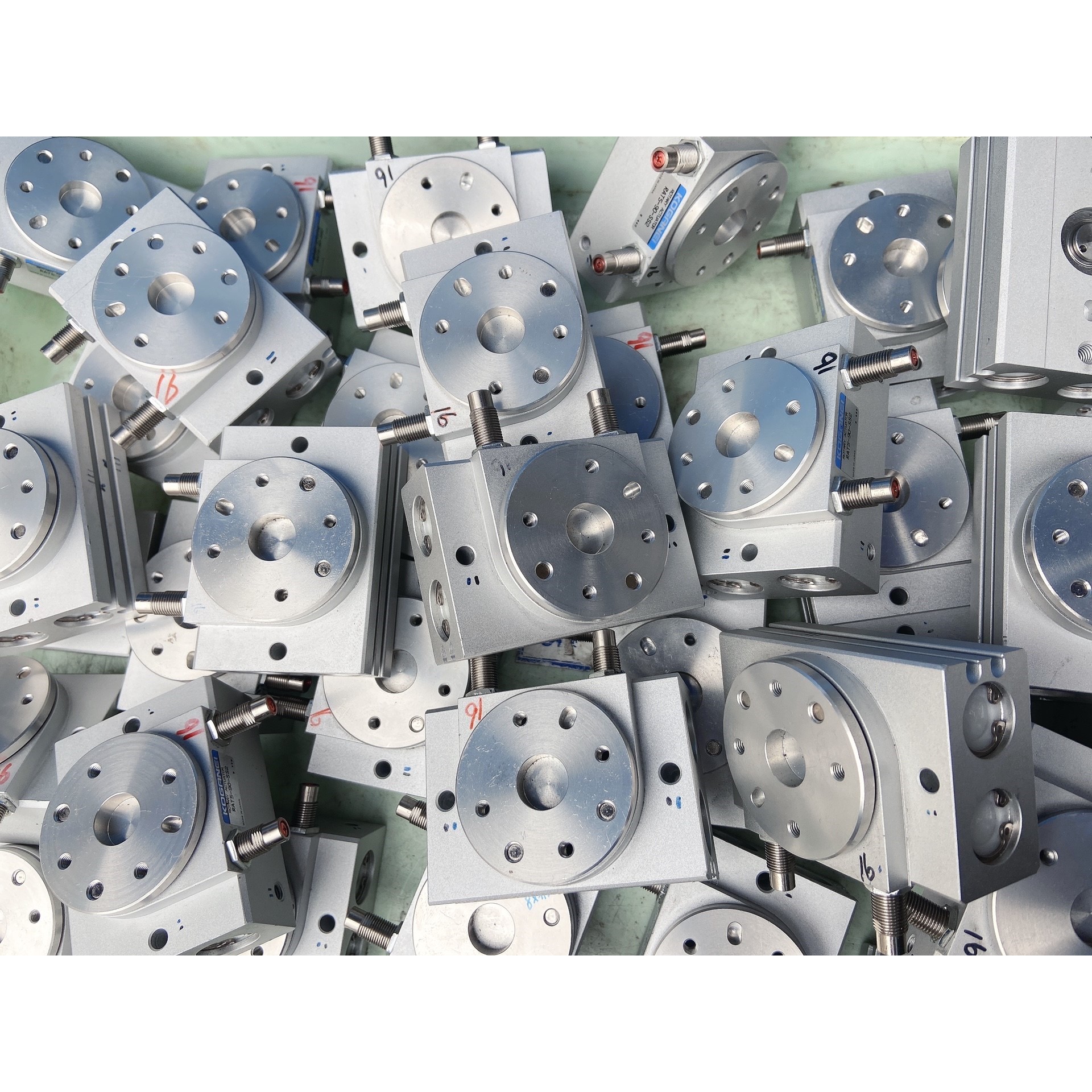 SGDV-IFA00/01B SGD7S-IFA10/00A