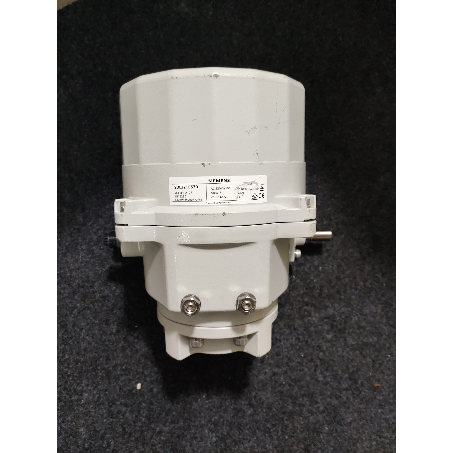 电动蝴蝶阀执行器SQL321B570 实物图,议价售.