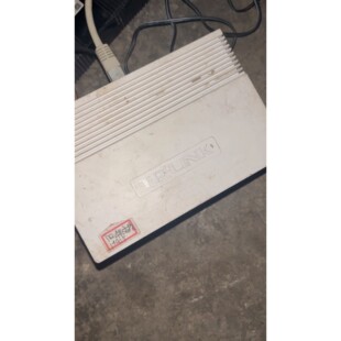 两只TP SG1005 LINK全千兆交换机;TL