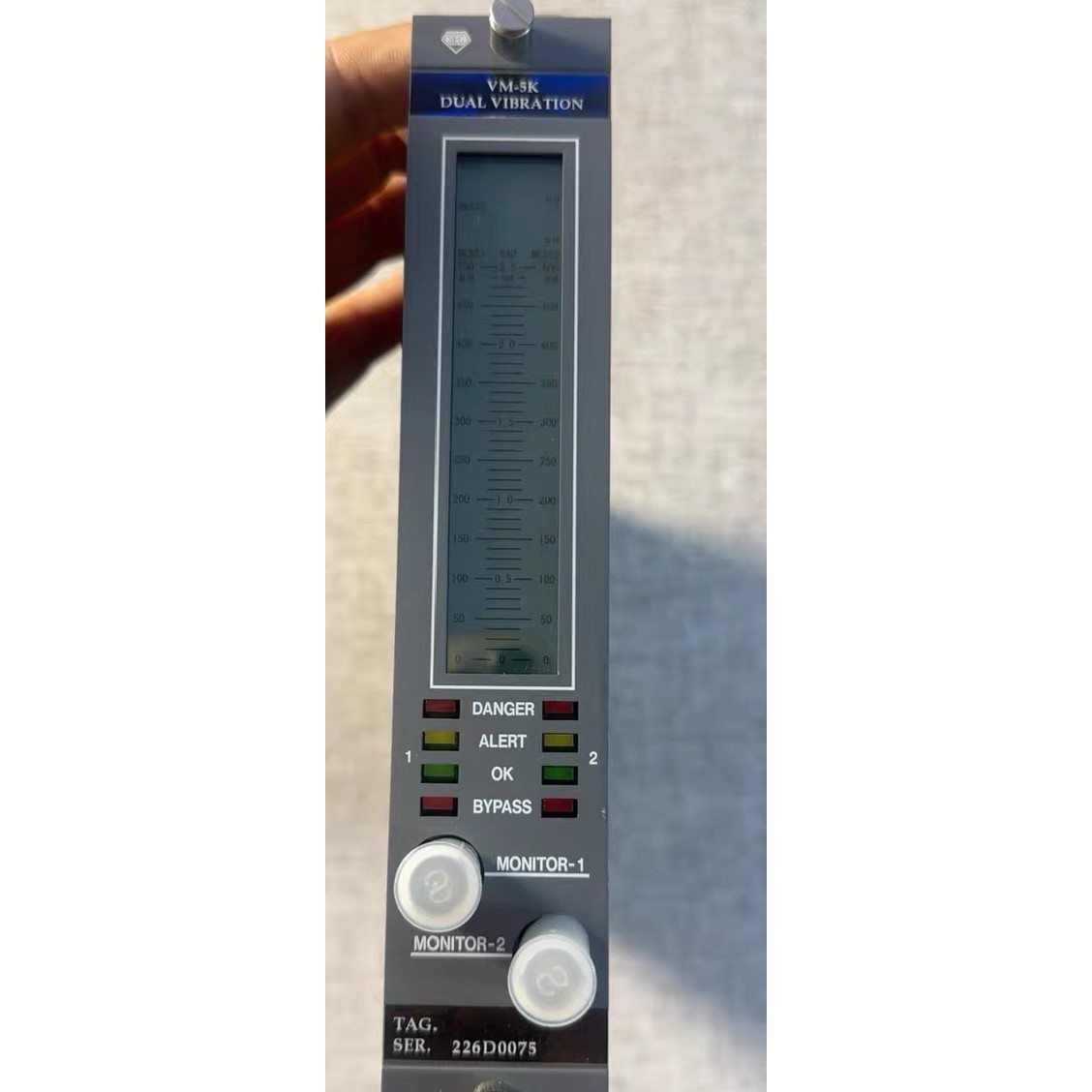 日本新川SHINKAWA VM-5K双通道振动监测仪,型号V