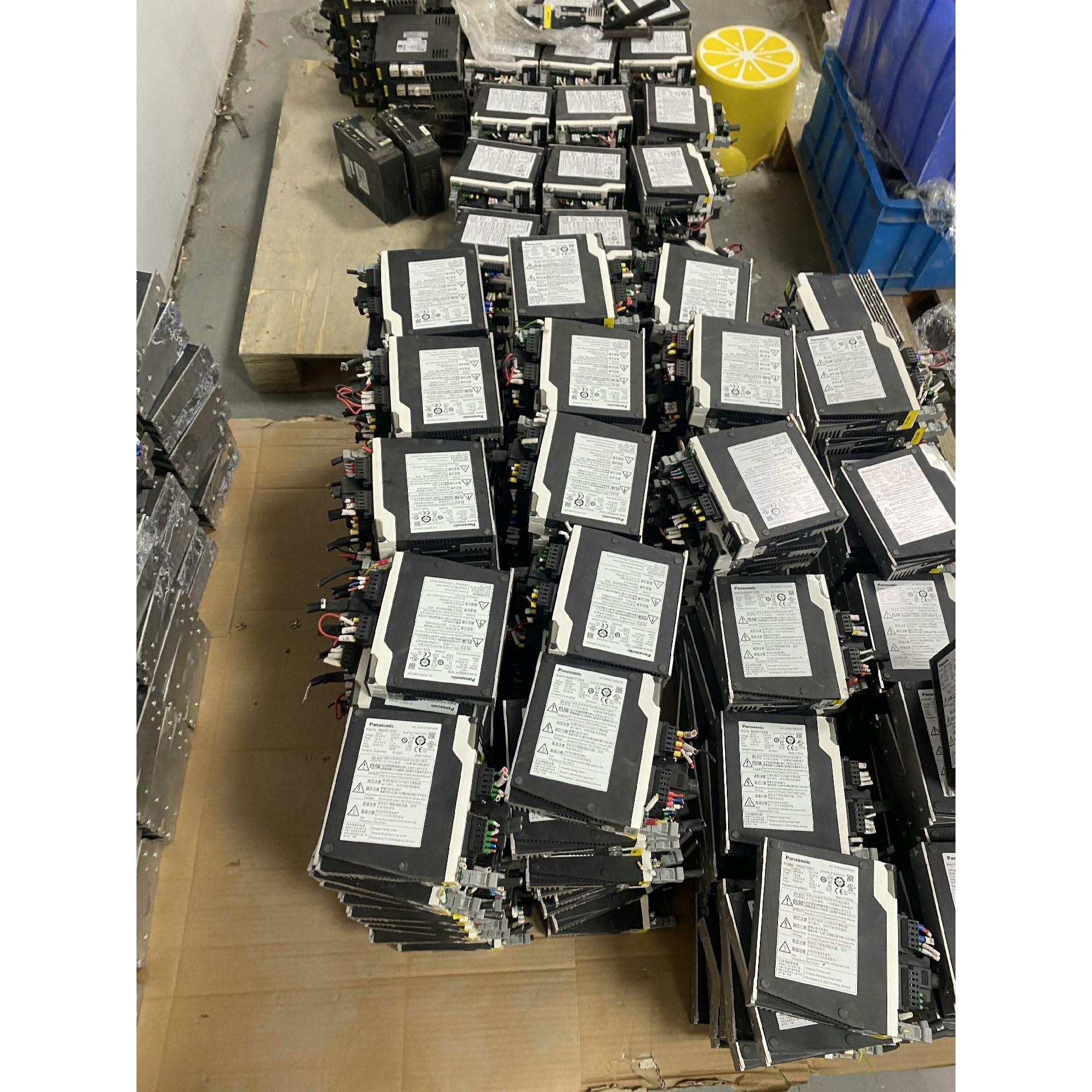 伺服MADKT1507E MHMJ022G1V