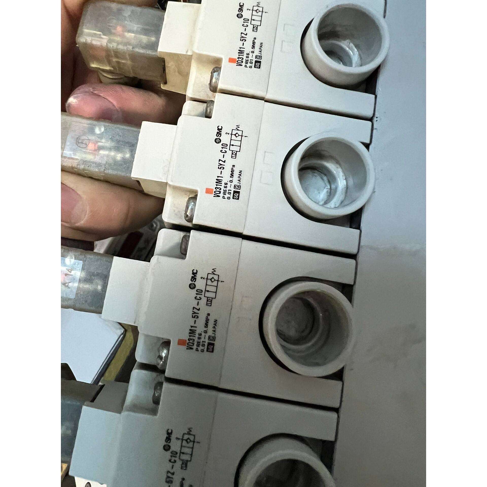 电磁阀VQ31M1-5YZ-C10