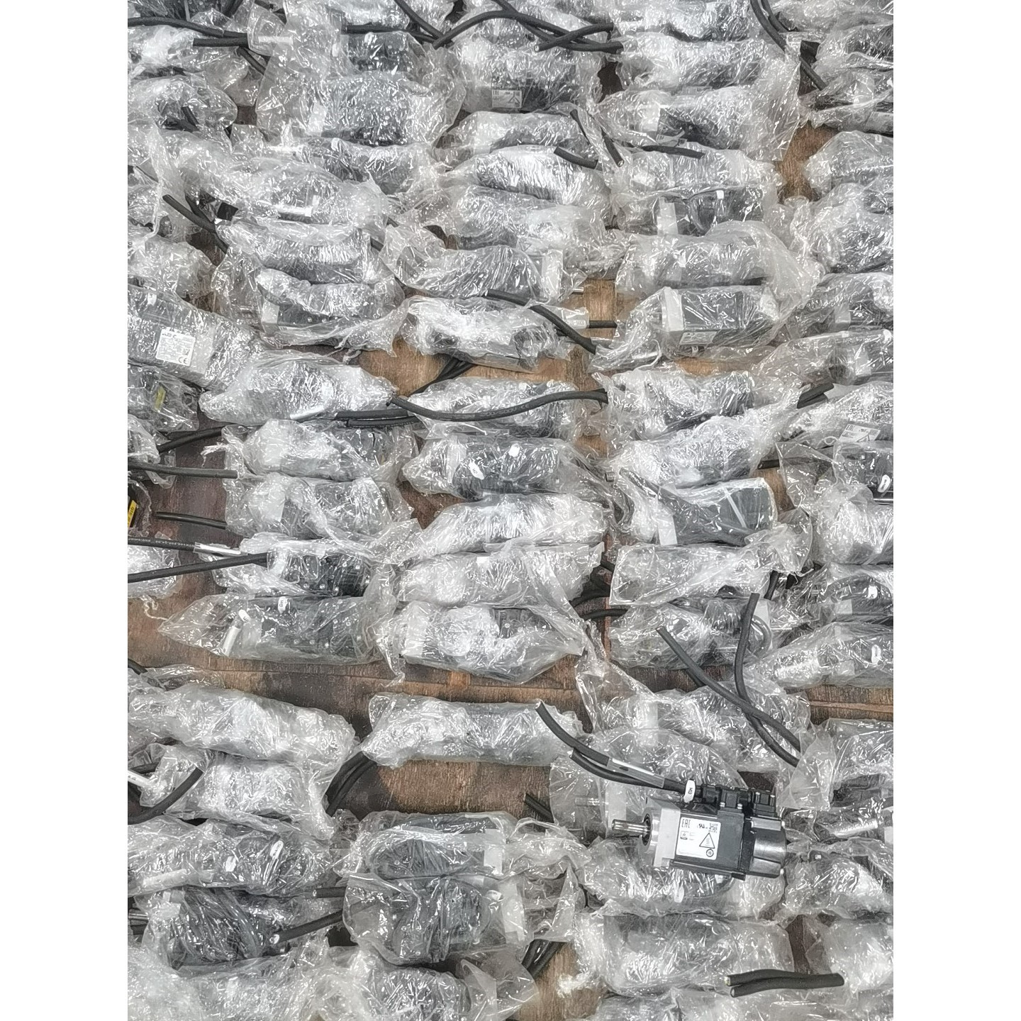 伺服电机HG-KNS13J,全新原装正品,日本制造.型号