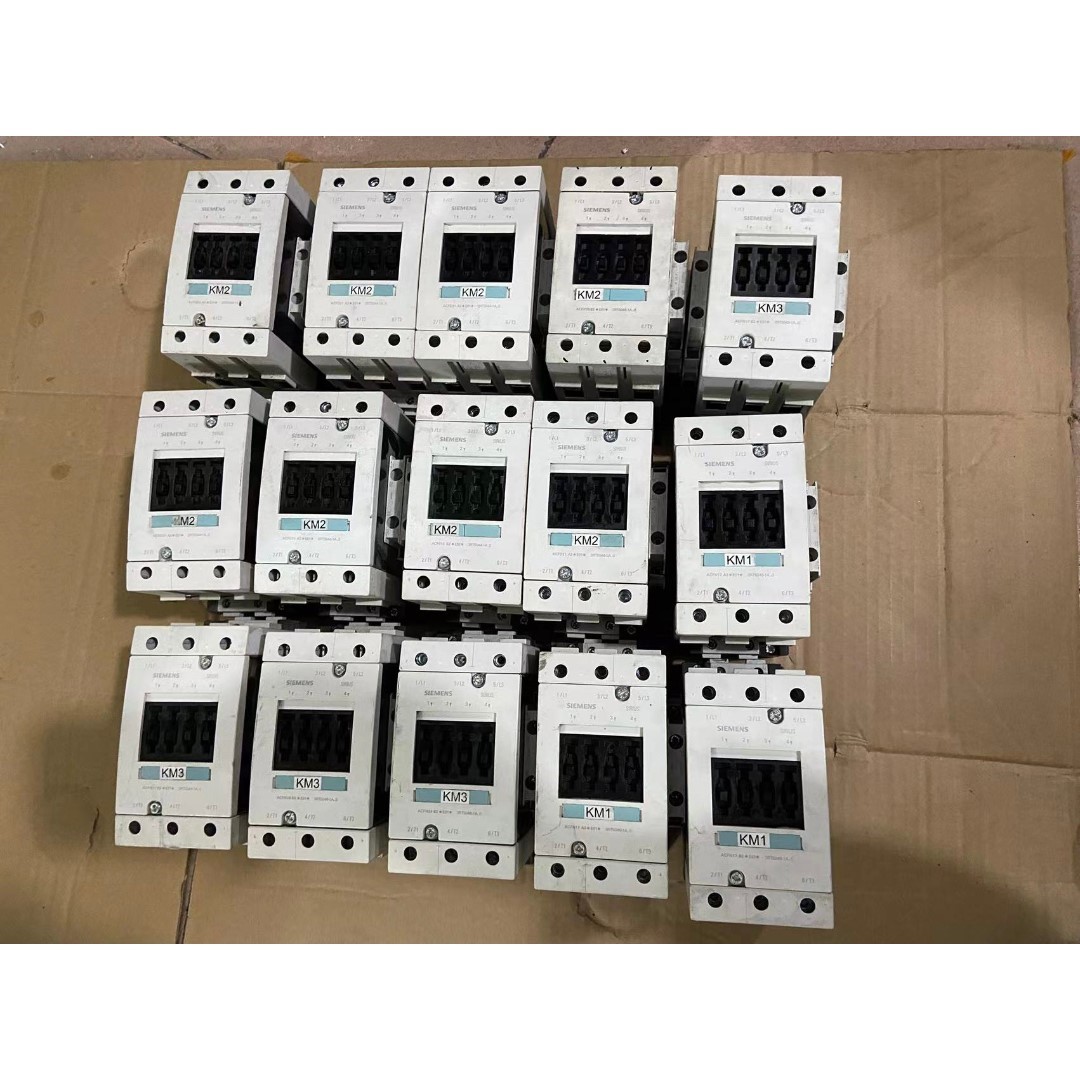 接触器3RT5046-1..0 线圈220V输入 原装