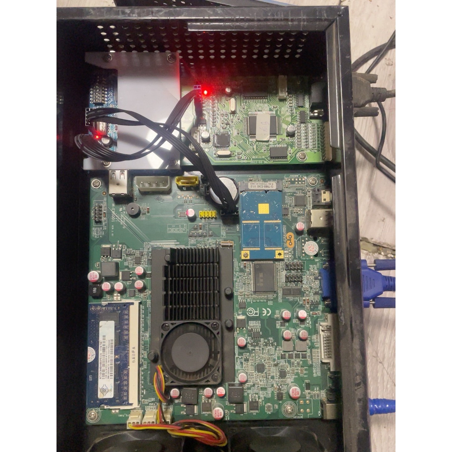 M-EX5001系列主板,E240拆机主板
