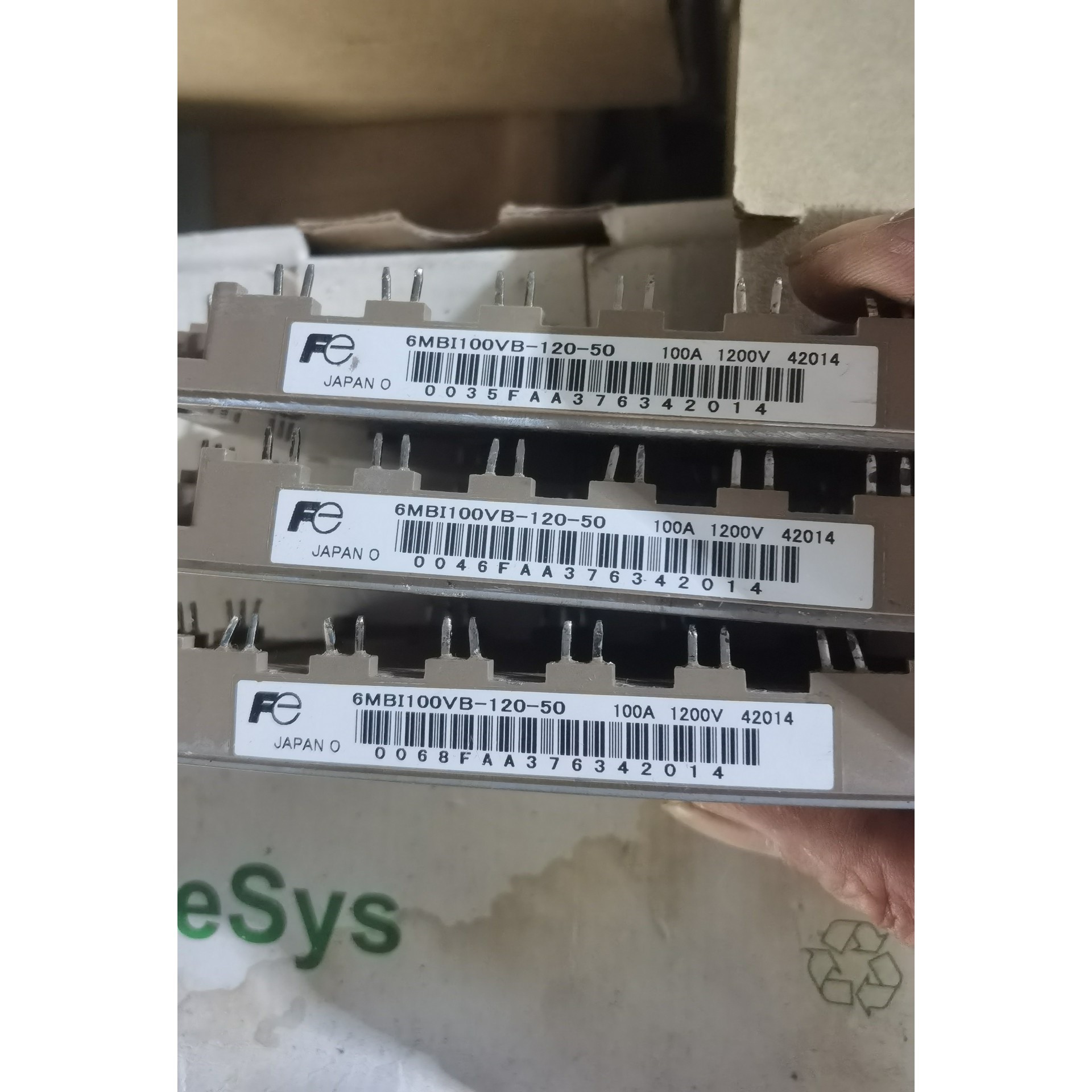 IGBT模块6MBI100VB-120-50,100A,