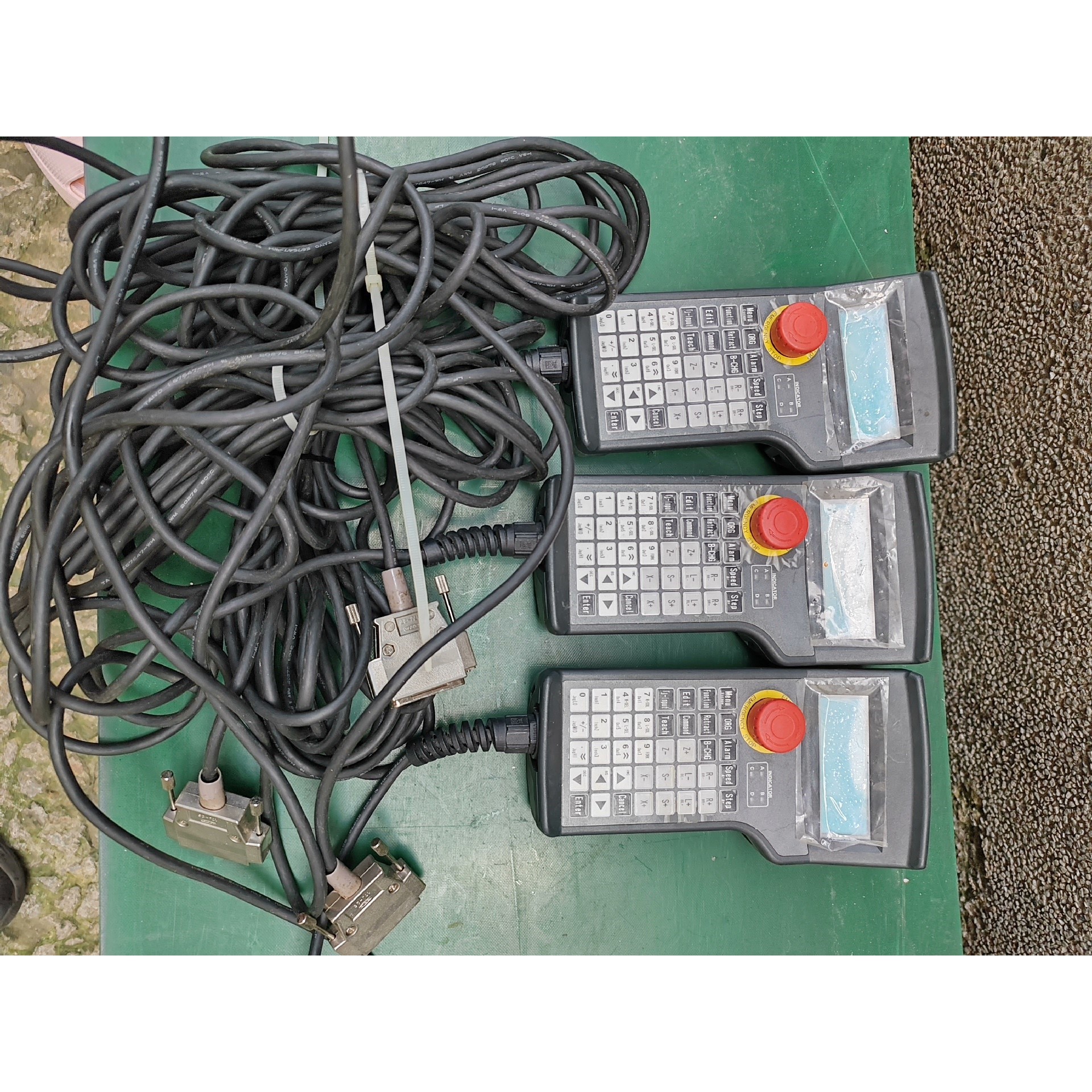 日本进口示教器HGIN-SB12JH-NK1415-S10