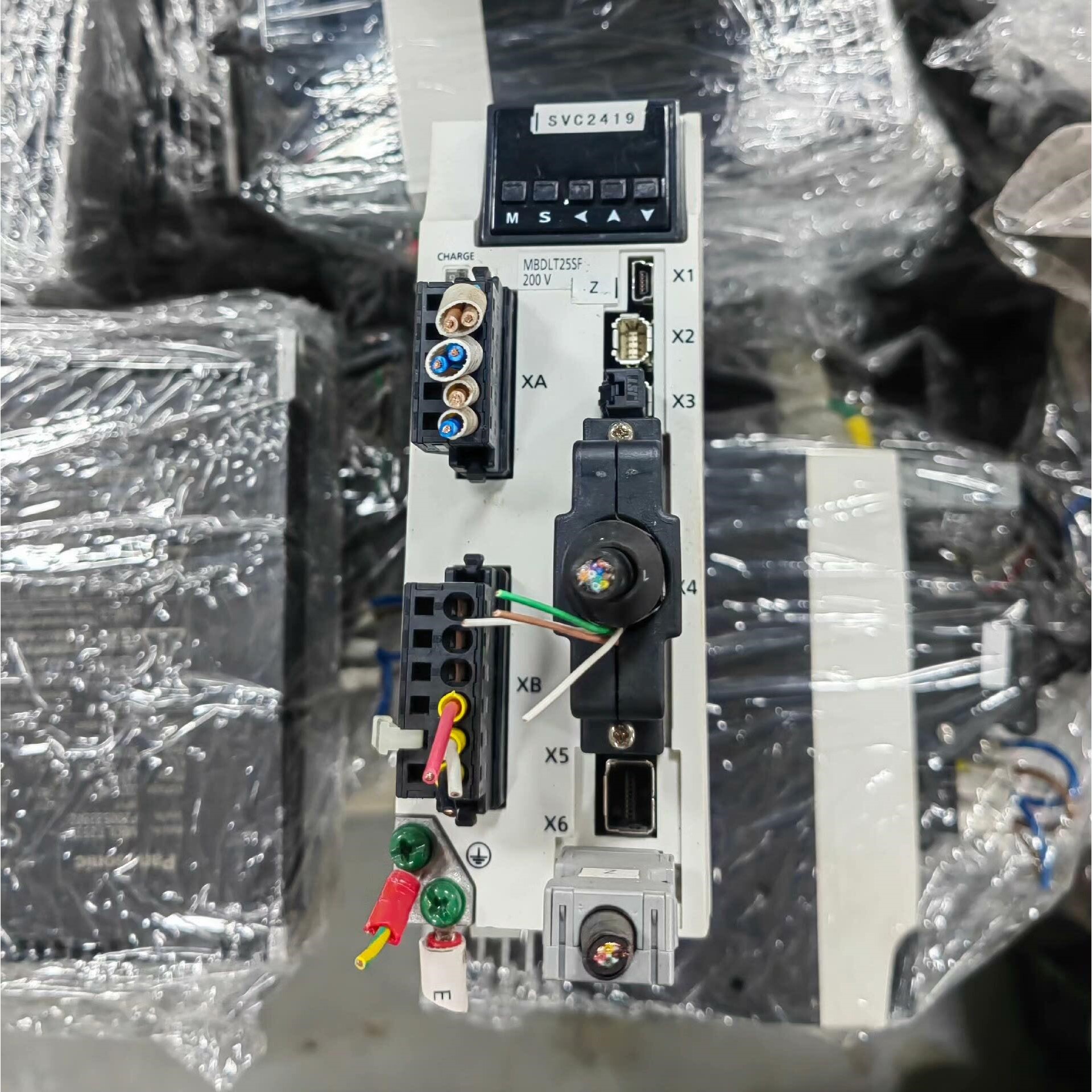 A6伺服电机MBDLT25SF-MHMF042L1U2M