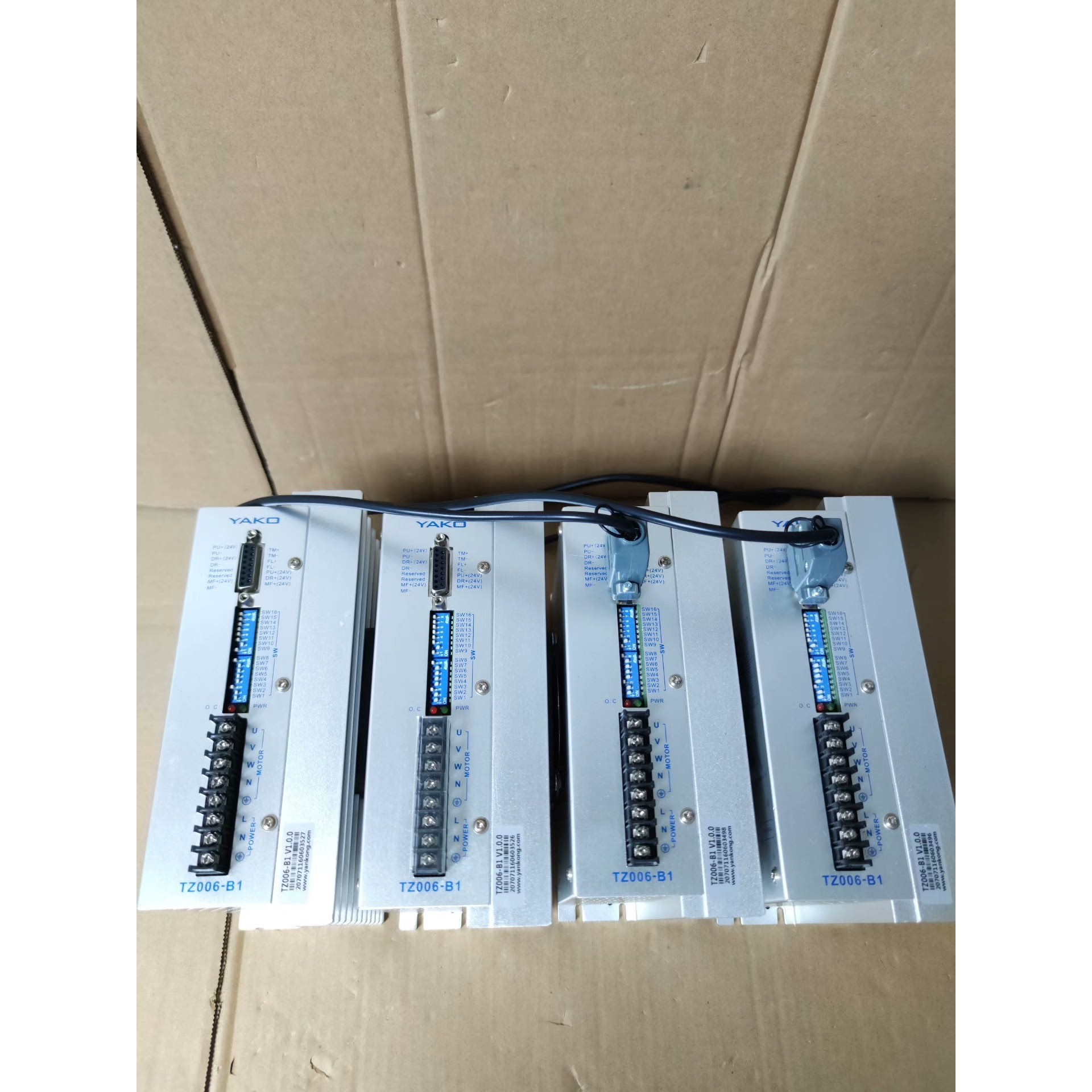 二手拆机件,THKHSR20,THKHSR25,法兰通孔滑块